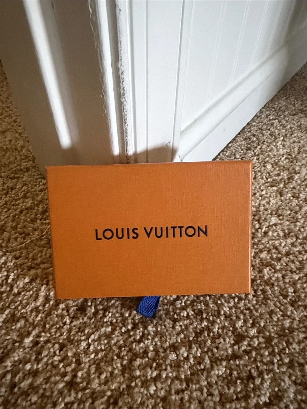 Louis Vuitton ring, slight signs of wear. Box included.